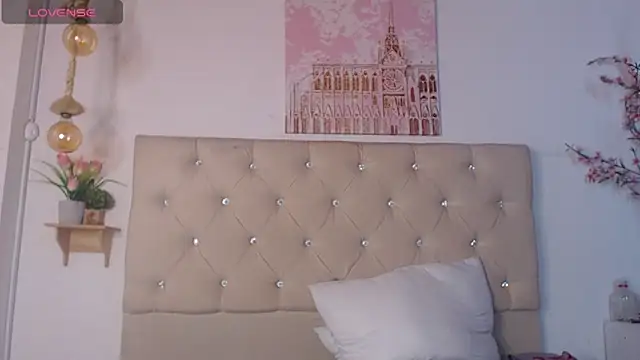 Rommen N Zoe online show from 06.12.26