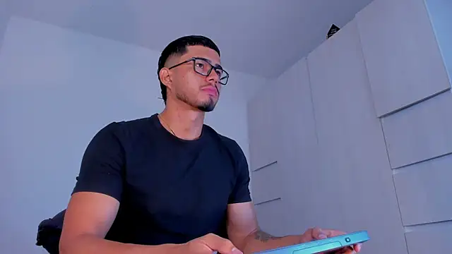 THADEO KING2 online show from 03.24.26