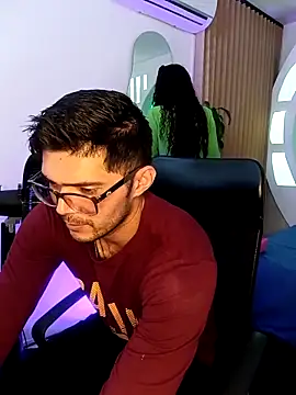 Snapshot of ritzabeth_daniel chatting on 03.31.26 ritzabeth daniel online show from 03.31.26