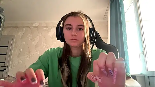 Snapshot of PluralPalaver chatting on 03.02.26 PluralPalaver online show from 03.02.26