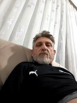 Snapshot of arelll34 chatting on 02.26.26 arelll34 online show from 02.26.26