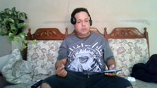 UrsoBissexualPauGrosso online show from 05.13.26