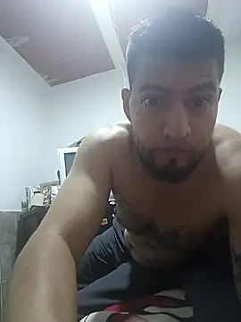 Snapshot of Ozkr777 chatting on 04.08.26 Ozkr777 online show from 04.08.26