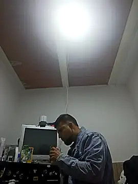 Snapshot of Ozkr777 chatting on 04.16.26 Ozkr777 online show from 04.16.26