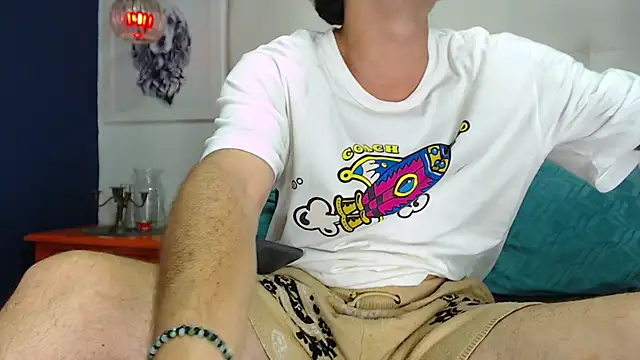 EXCLUSIVE8 online show from 03.29.26