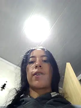 Snapshot of SAMY_AND_ARI chatting on 04.11.26 SAMY AND ARI online show from 04.11.26