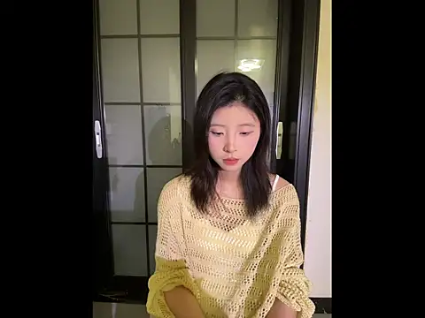 Y--F--LOVE online show from 03.04.26