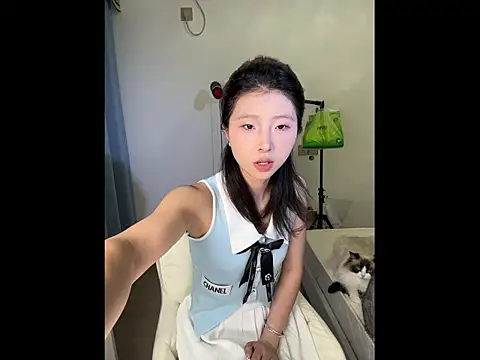 Y--F--LOVE online show from 03.22.26