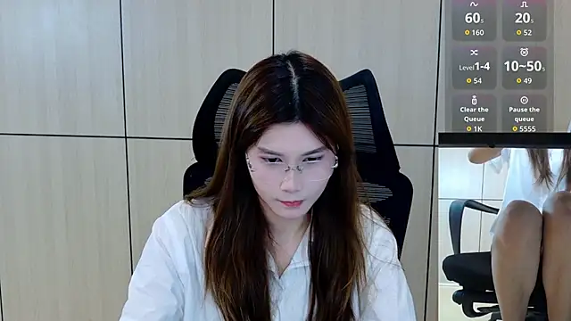 Snapshot of zhen-68 chatting on 07.14.26 zhen-68 online show from 07.14.26
