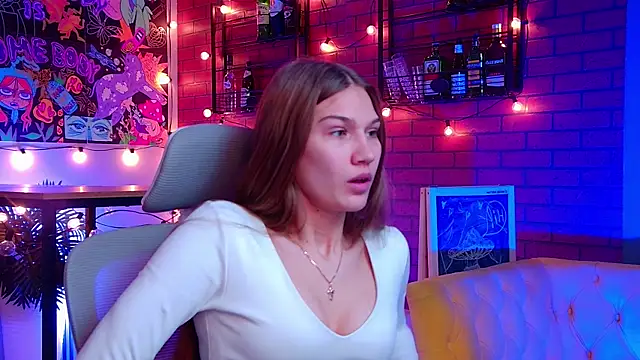 Sweet Emilya online show from 04.16.26