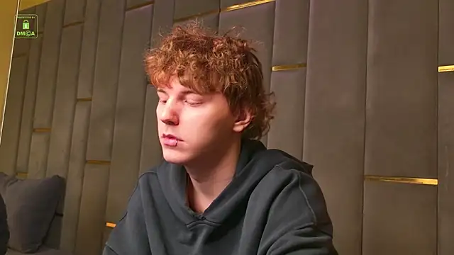 Snapshot of Mickey_Hawk chatting on 04.07.26 Mickey Hawk online show from 04.07.26