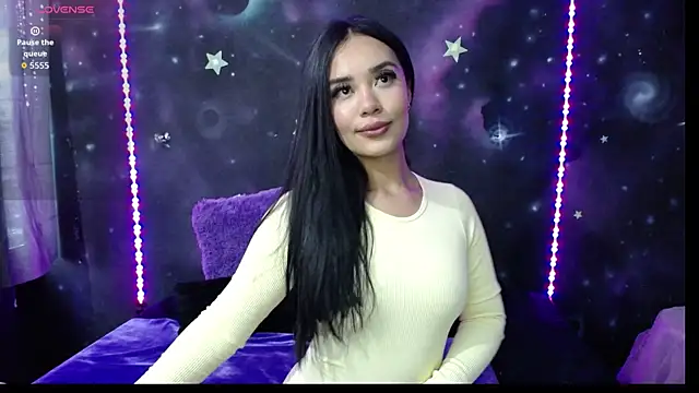 ValentinaRojass  online show from 04.11.26