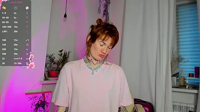 Snapshot of Angie_CandyCat chatting on 05.06.26 Angie CandyCat online show from 05.06.26