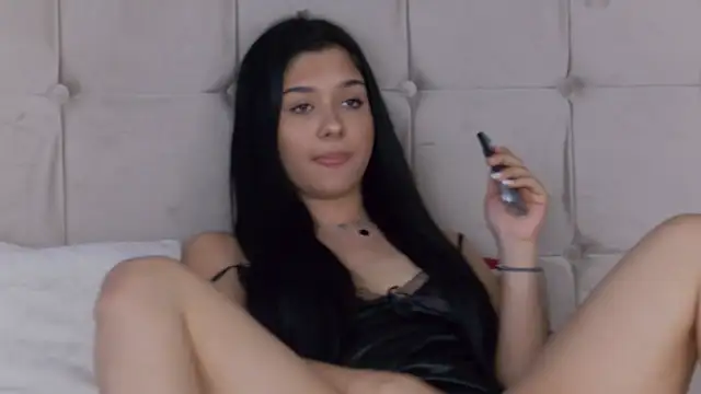 MissNaomiBelle online show from 07.02.26