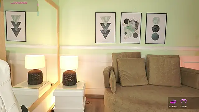 Snapshot of MandyCollins chatting on 03.31.26 MandyCollins online show from 03.31.26