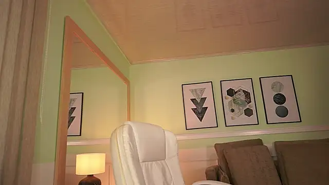 Snapshot of MandyCollins chatting on 04.06.26 MandyCollins online show from 04.06.26