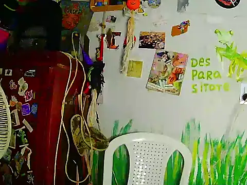 RAMONA TIJERAX online show from 08.04.26