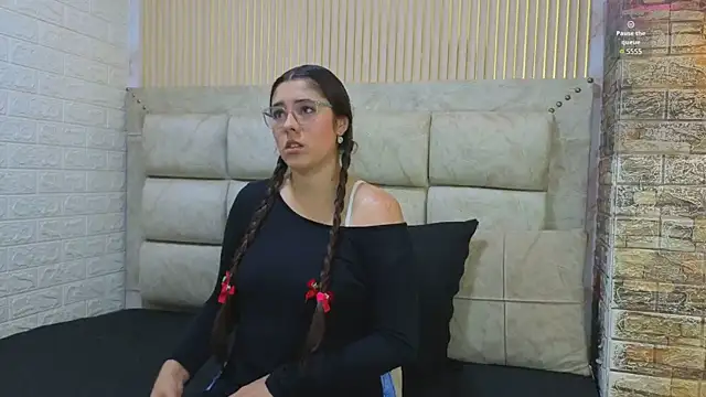 ElisVega online show from 04.14.26