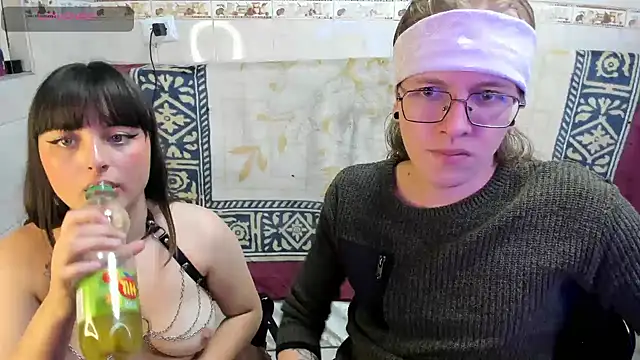 Laureles6667 online show from 04.04.26