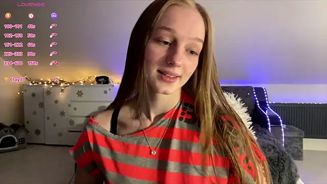 Snapshot of Anika_Socutehe chatting on 06.28.26 Anika Socutehe online show from 06.28.26