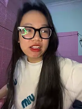 Leeeeiu online show from 03.15.26