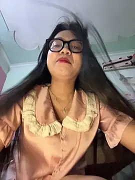 Leeeeiu online show from 04.21.26