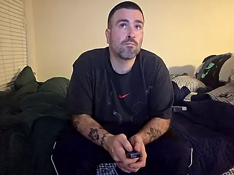 Biggbaddwulf7 online show from 02.28.26