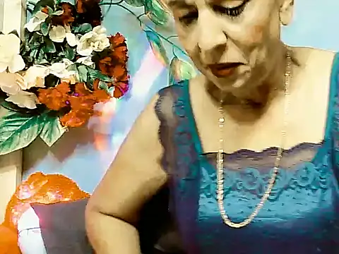 Snapshot of Hot_queen58 chatting on 05.21.26 Hot queen58 online show from 05.21.26
