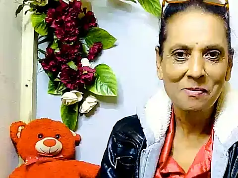 Hot queen58 online show from 06.10.26