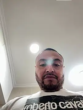 alexandeerr1986 online show from 05.19.26