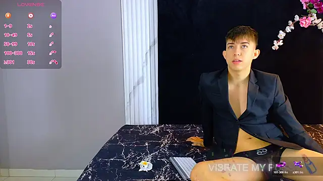 Snapshot of Danteandviolete_cr chatting on 06.03.26 Danteandviolete cr online show from 06.03.26