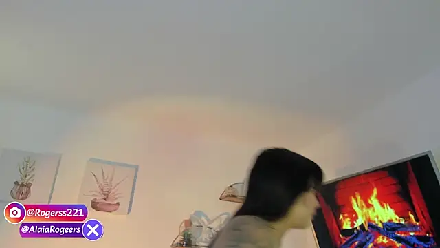AlaiaRogers online show from 06.30.26
