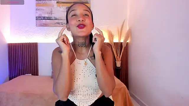 Tiana Glow2 online show from 07.25.26