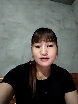 Lilinn  online show from 04.16.26