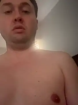 Snapshot of phxbttmboy0933 chatting on 02.28.26 phxbttmboy0933 online show from 02.28.26