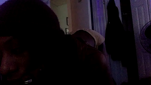 Snapshot of Kyzse_Splash-er chatting on 02.28.26 Kyzse Splash-er online show from 02.28.26