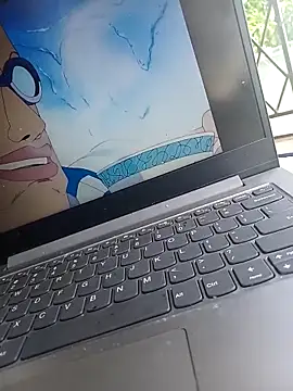 Snapshot of tallneck chatting on 04.10.26 tallneck online show from 04.10.26