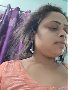 Snapshot of Beauty-3 chatting on 07.17.26 Beauty-3 online show from 07.17.26