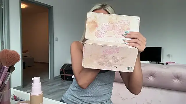 Naughtyblondex online show from 05.12.26