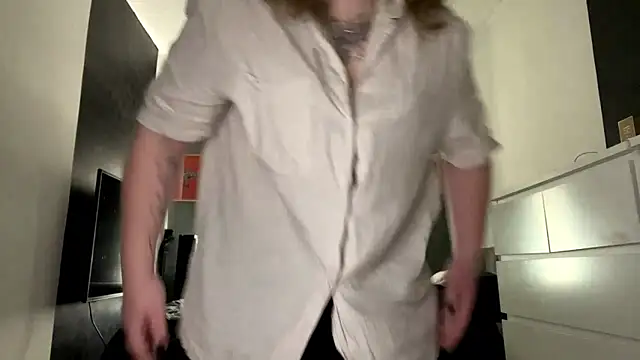 YoungAlina online show from 04.18.26