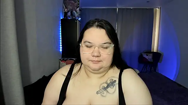 Snapshot of YoshinoSomei chatting on 04.16.26 YoshinoSomei online show from 04.16.26