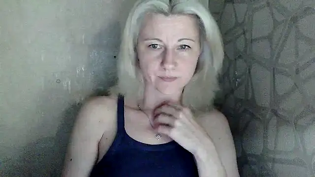 Katerina-Kissa online show from 05.12.26
