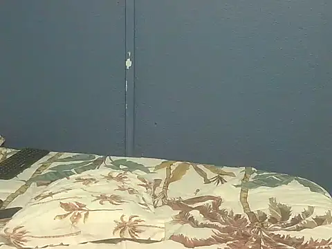 Cuddle Zee online show from 05.03.26