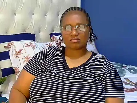 Cuddle Zee online show from 05.04.26