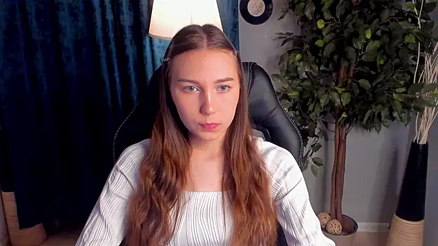 OliviaLang online show from 03.30.26