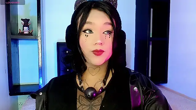 Snapshot of isadoraqueeen chatting on 04.09.26 isadoraqueeen online show from 04.09.26