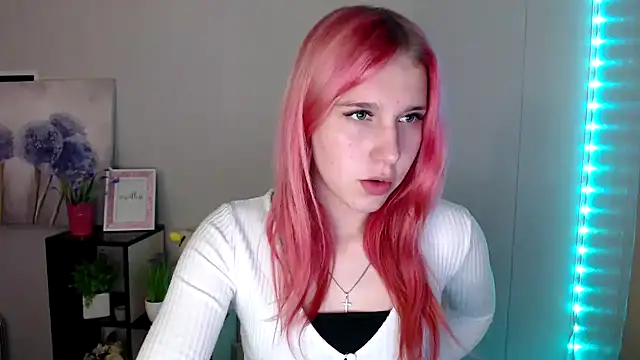 Scarlett lil online show from 04.04.26