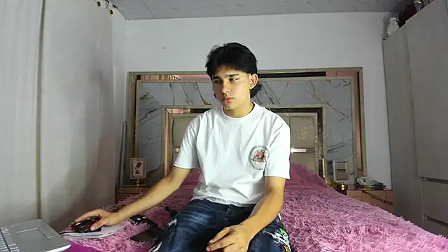 monky 0002 online show from 03.18.26