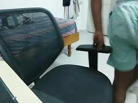 kratosTheHunk online show from 05.12.26