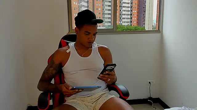 Mnell28 online show from 04.10.26